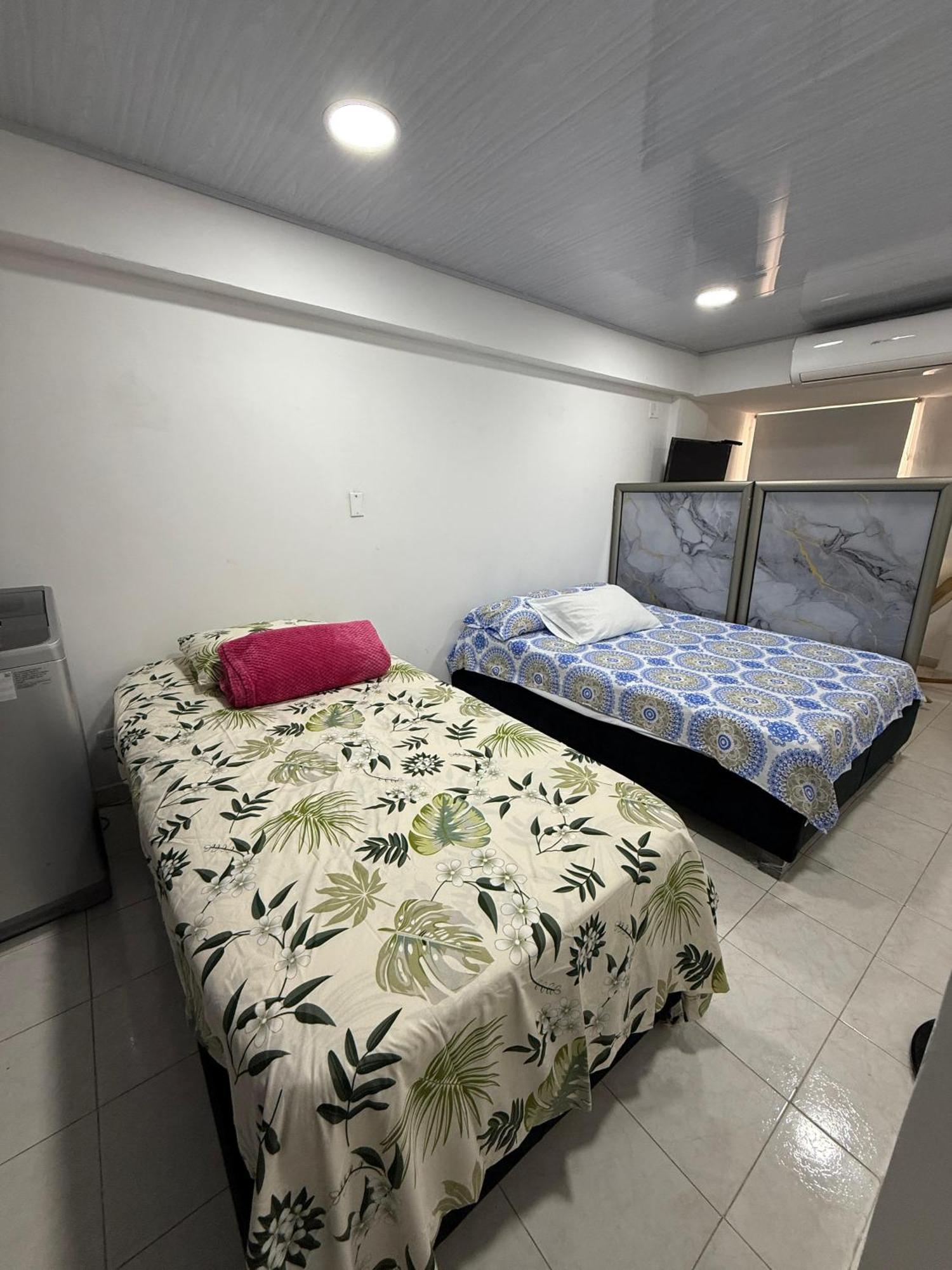 Hermoso Estudio En Edificio Frente Al Mar *