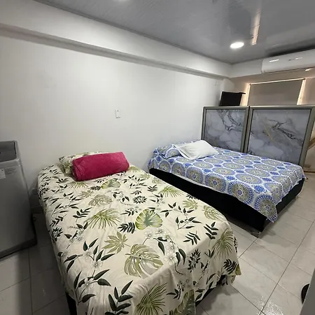 Hermoso Estudio En Edificio Frente Al Mar *